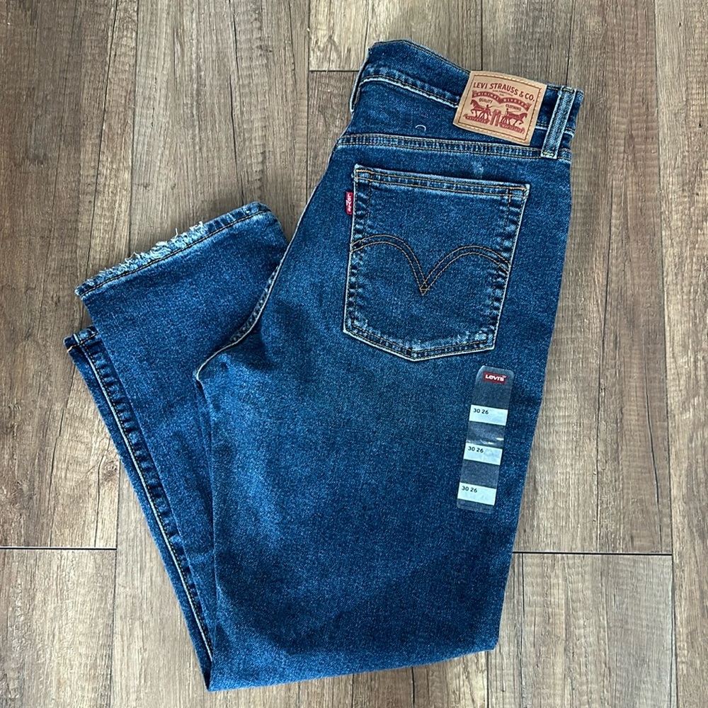 Levi's Wedgie Straight